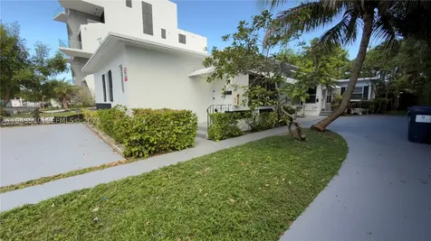 808 84th Street Miami Beach FL 33141