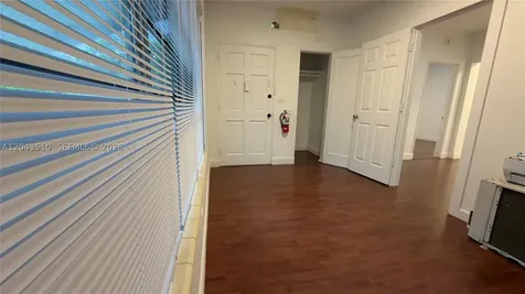 808 84th Street Miami Beach FL 33141