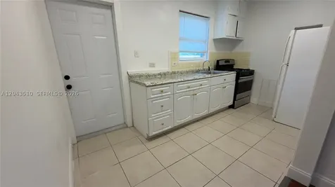 808 84th Street Miami Beach FL 33141