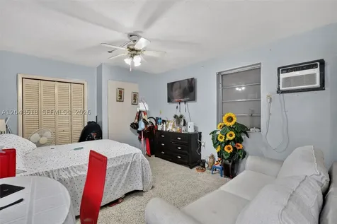 2815 NW 14th Street Miami FL 33125