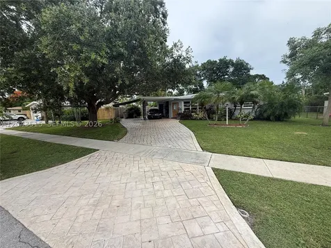 1232 SW 1st Avenue Pompano Beach FL 33060
