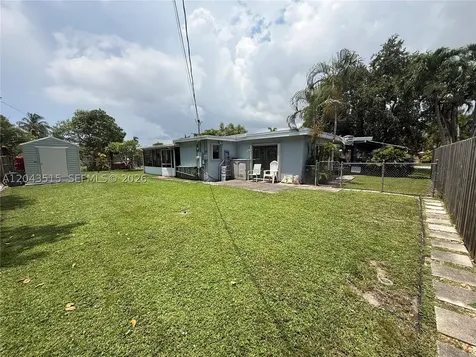 1232 SW 1st Avenue Pompano Beach FL 33060