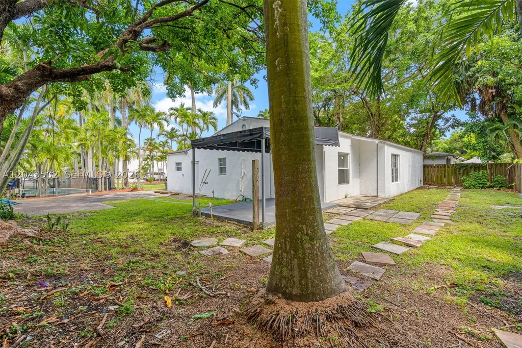 1521 NE 5th Terrace Fort Lauderdale FL 33304