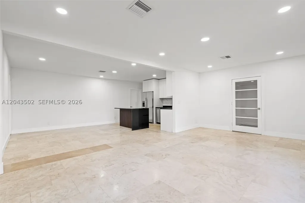 1521 NE 5th Terrace Fort Lauderdale FL 33304