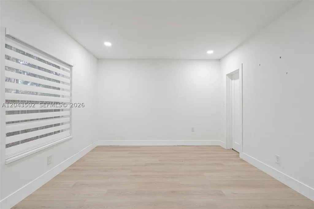 1521 NE 5th Terrace Fort Lauderdale FL 33304