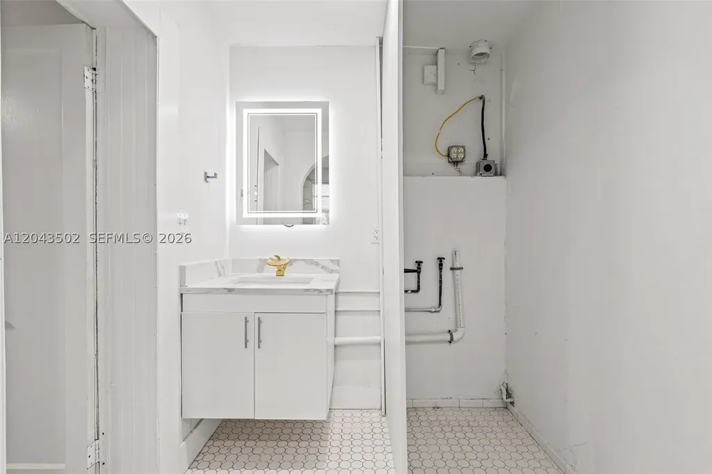 1521 NE 5th Terrace Fort Lauderdale FL 33304