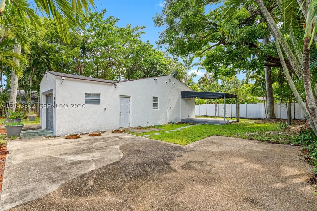 1521 NE 5th Terrace Fort Lauderdale FL 33304