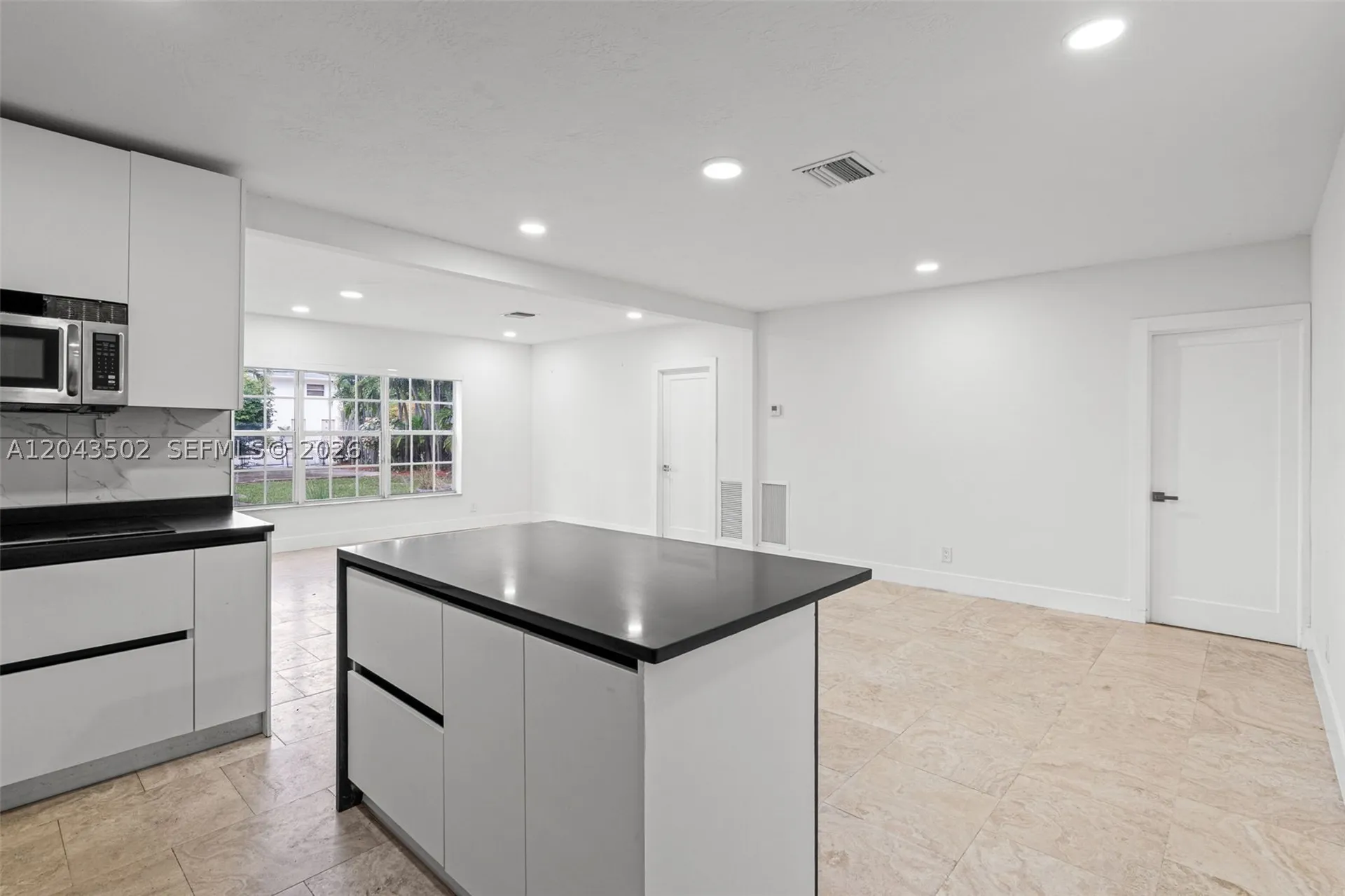 1521 NE 5th Terrace Fort Lauderdale FL 33304