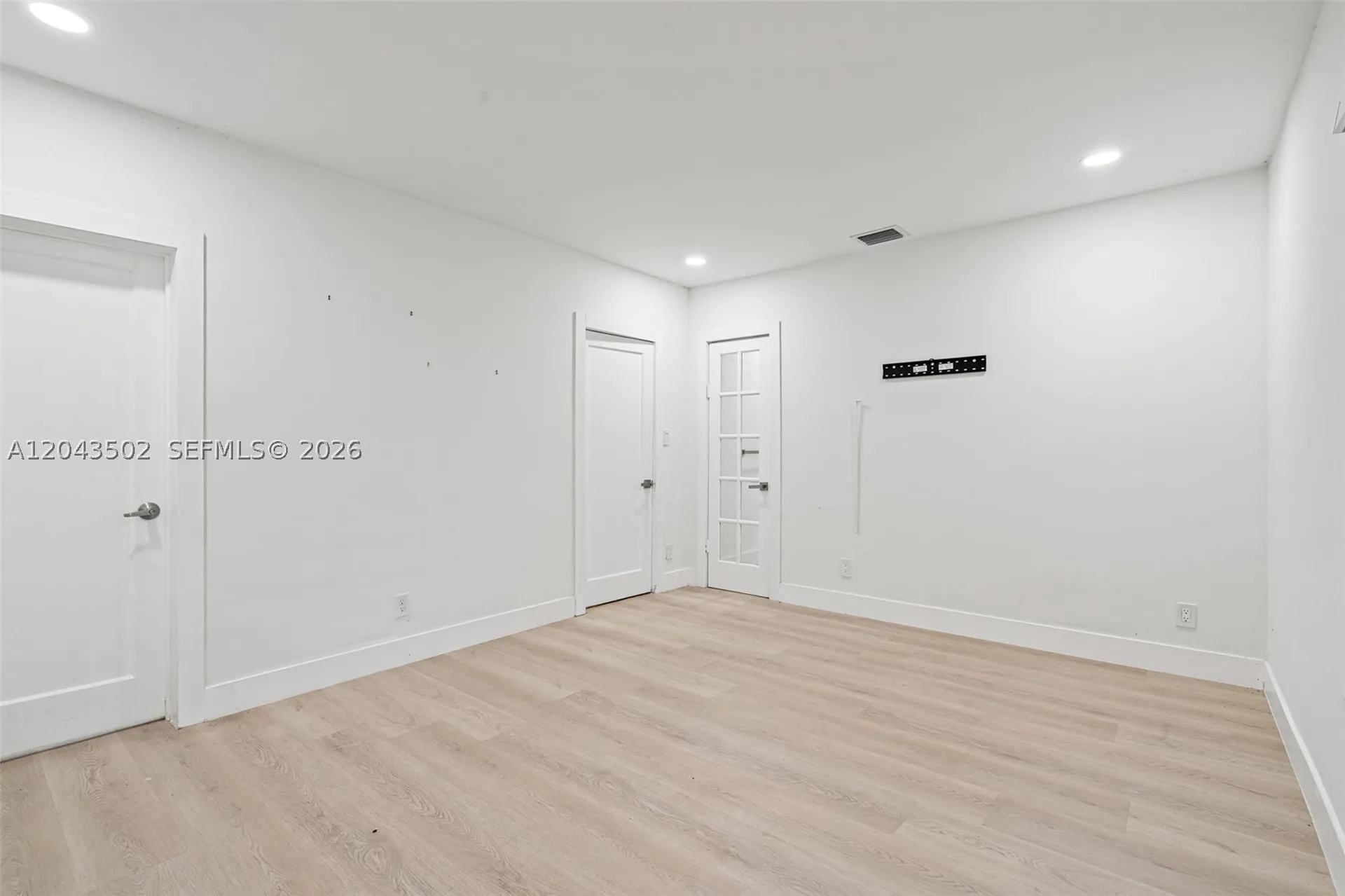 1521 NE 5th Terrace Fort Lauderdale FL 33304