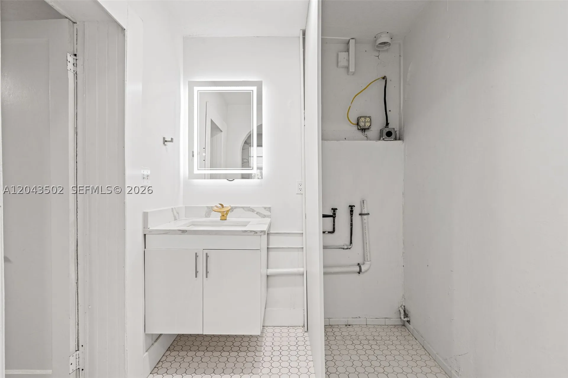 1521 NE 5th Terrace Fort Lauderdale FL 33304