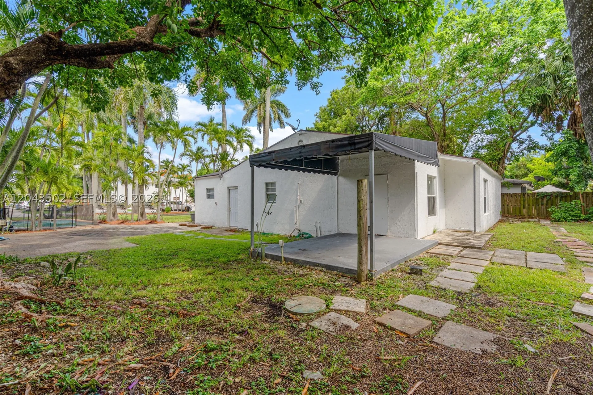 1521 NE 5th Terrace Fort Lauderdale FL 33304