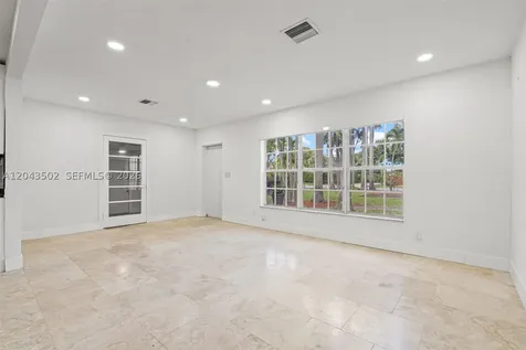 1521 NE 5th Terrace Fort Lauderdale FL 33304