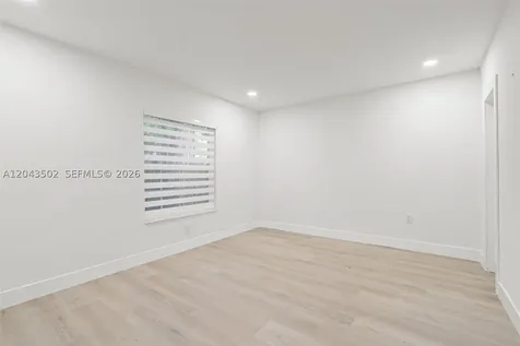 1521 NE 5th Terrace Fort Lauderdale FL 33304
