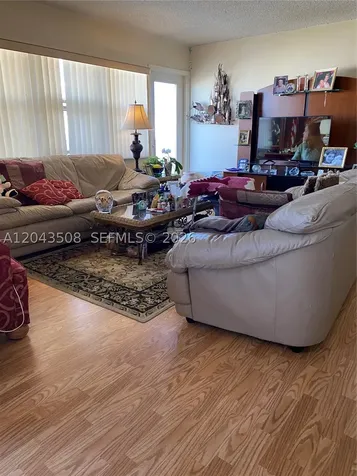 401 Golden Isles Drive Hallandale Beach FL 33009