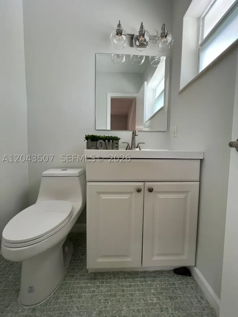 1300 N 17th Avenue Hollywood FL 33020