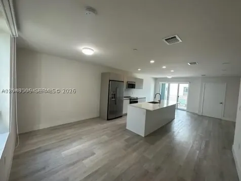 2561 NE 193rd Street Miami FL 33180