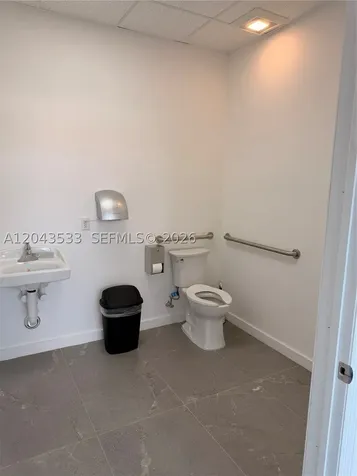 665 E 49 Street Hialeah FL 33013