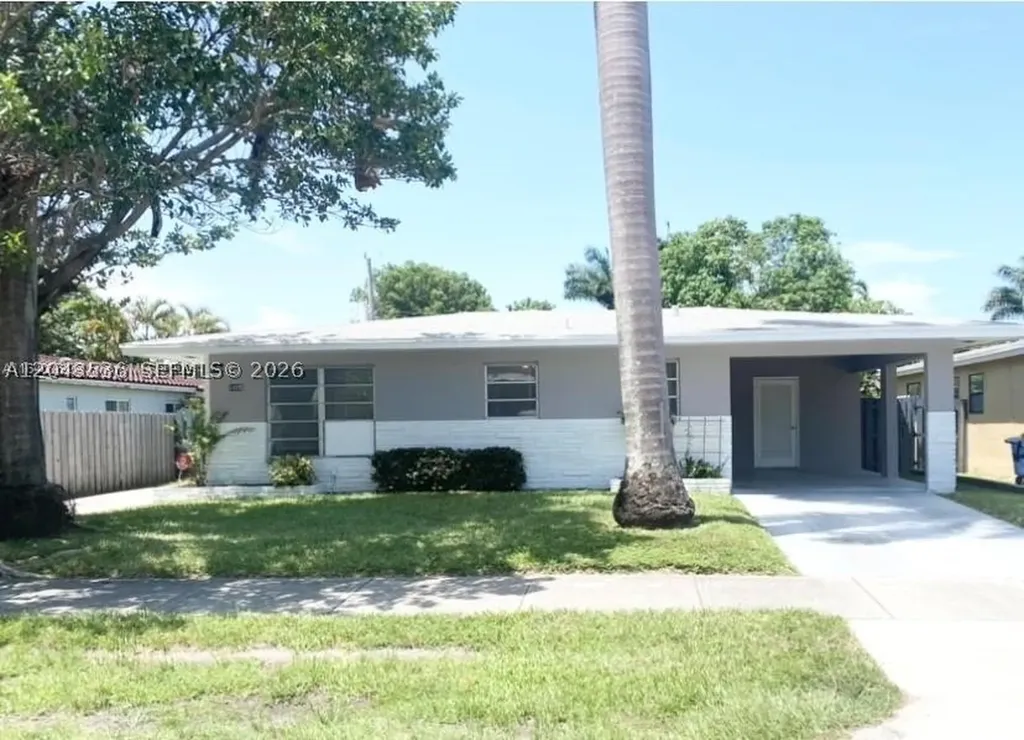 1005 NE 2nd Street Hallandale Beach FL 33009