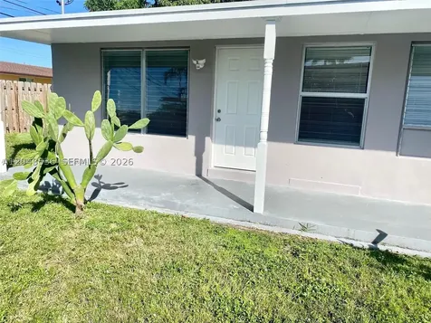 1005 NE 2nd Street Hallandale Beach FL 33009