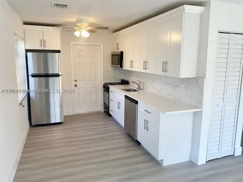 1005 NE 2nd Street Hallandale Beach FL 33009