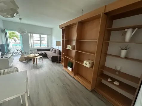 6498 Collins Avenue Miami Beach FL 33141