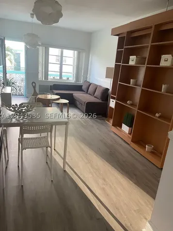 6498 Collins Avenue Miami Beach FL 33141