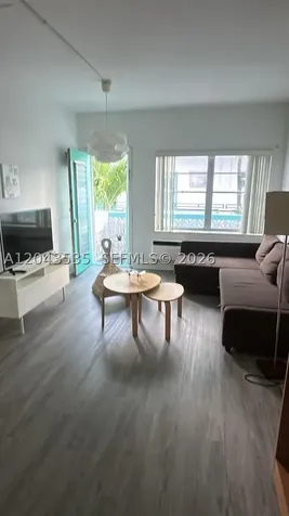6498 Collins Avenue Miami Beach FL 33141