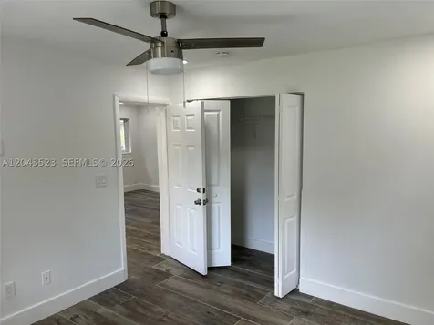261 NW 49th Street Miami FL 33127