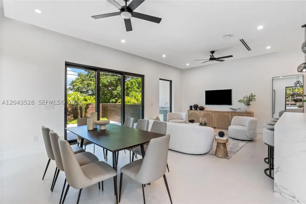 1337 NE 13th Avenue Fort Lauderdale FL 33304