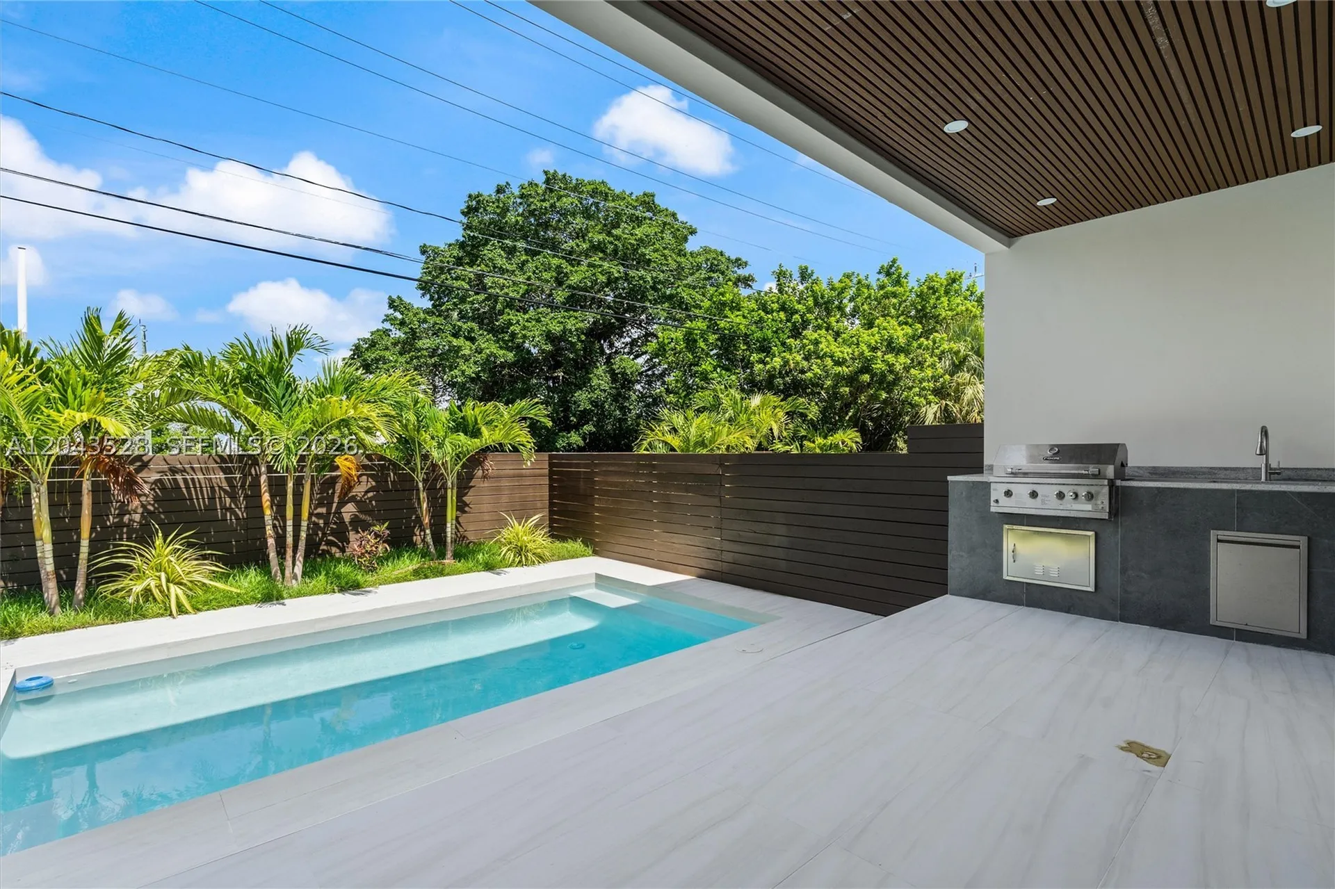 1337 NE 13th Avenue Fort Lauderdale FL 33304