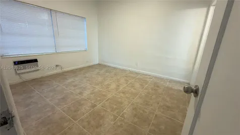 808 84th Street Miami Beach FL 33141