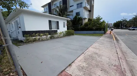 808 84th Street Miami Beach FL 33141
