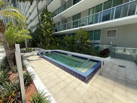 79 SW 12th Street Miami FL 33130