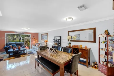1121 NW 98th Terrace Pembroke Pines FL 33024