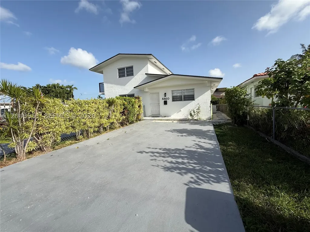 8860 SW 32nd Street Miami FL 33165