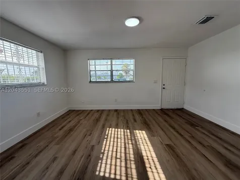 8860 SW 32nd Street Miami FL 33165