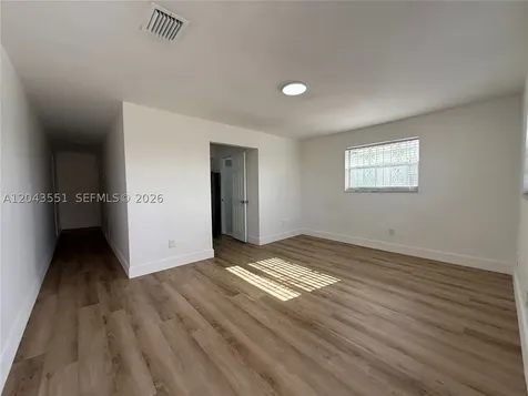 8860 SW 32nd Street Miami FL 33165
