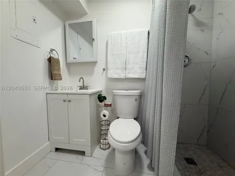 8860 SW 32nd Street Miami FL 33165