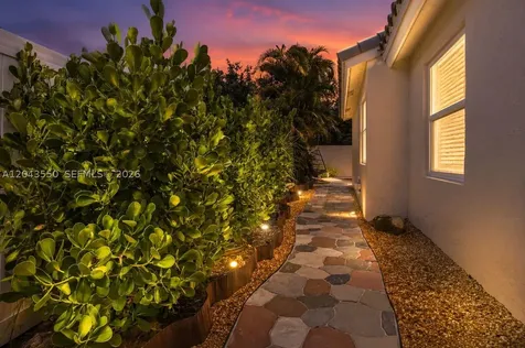 5830 SW 102nd Avenue Cooper City FL 33328