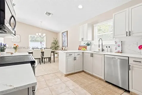 5830 SW 102nd Avenue Cooper City FL 33328