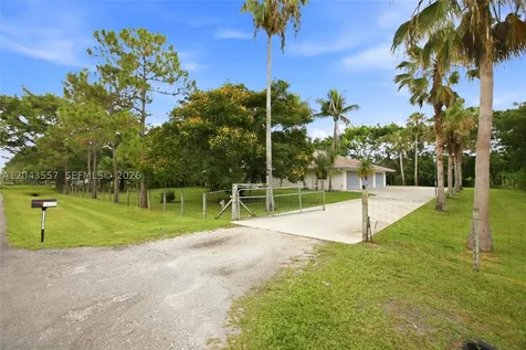 14727 N 94th Street N West Palm Beach FL 33412