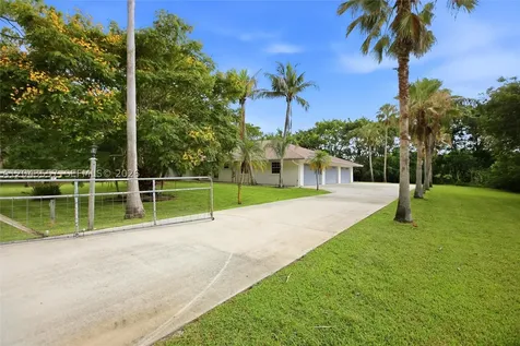 14727 N 94th Street N West Palm Beach FL 33412