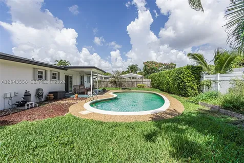 3941 NW 4th Court Coconut Creek FL 33066