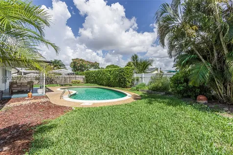 3941 NW 4th Court Coconut Creek FL 33066
