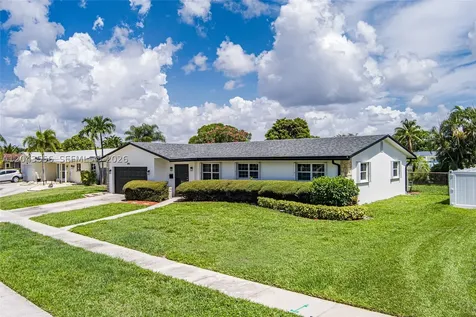 3941 NW 4th Court Coconut Creek FL 33066