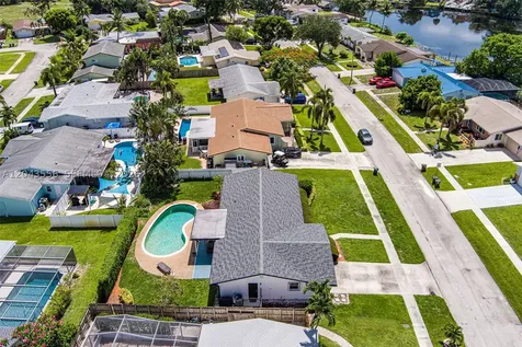 3941 NW 4th Court Coconut Creek FL 33066