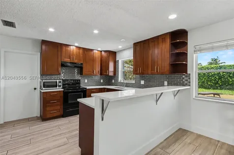 3941 NW 4th Court Coconut Creek FL 33066