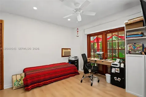 9720 Palmetto Club Lane W Miami FL 33157