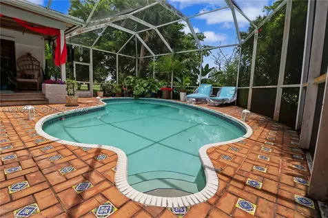 9720 Palmetto Club Lane W Miami FL 33157