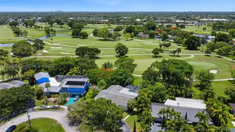 9720 Palmetto Club Lane W Miami FL 33157